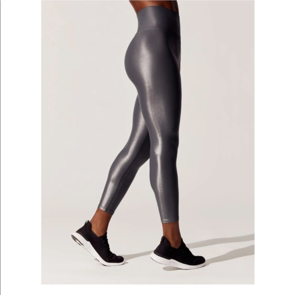 Carbon38 High rise 7/8 Legging in Takara Shine, Charcoal, size M